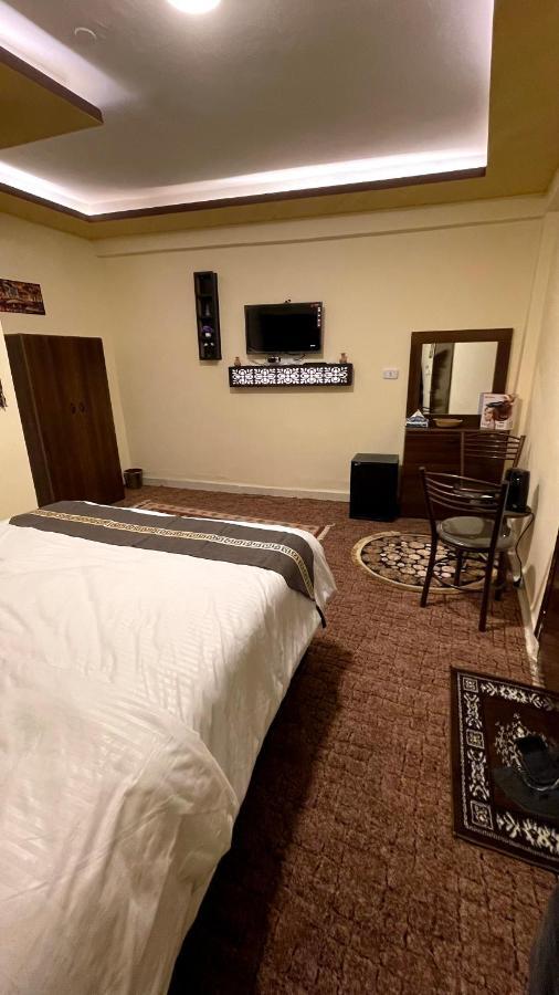 Ad Deir Guesthouse Вади Муса Екстериор снимка